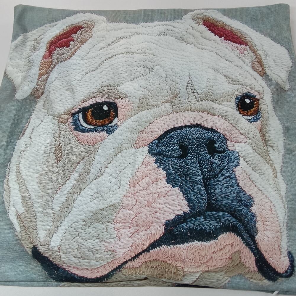 Bulldog Pillow Cover – 17x18 Realistic Bulldog Print Polyester Throw